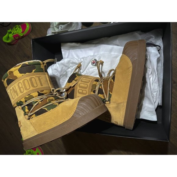 Moncler x Palm Angels Shedir Snow Boots - Picture 1 of 7
